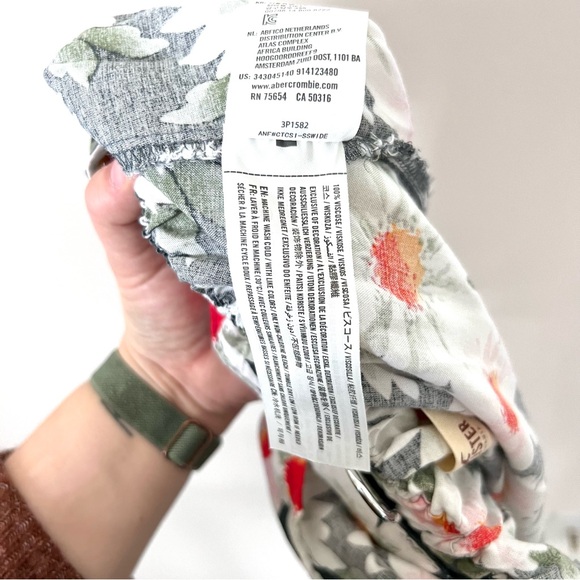 Hollister Floral Skirt Bundle size S Elastic Waist Mini Button Summer 0163 - Picture 12 of 12